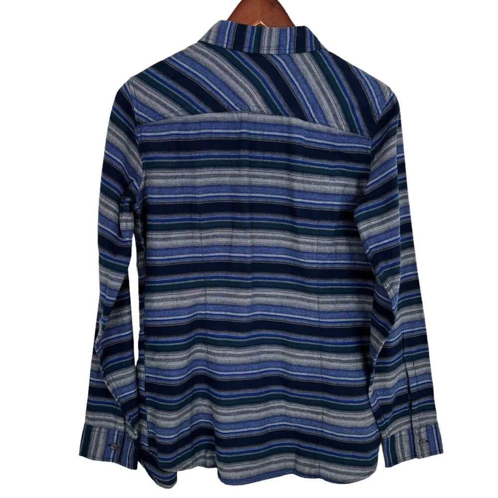 Eddie Bauer Women's Classic Fit Button Down Shirt L/S Medium - Picture 5 of 5